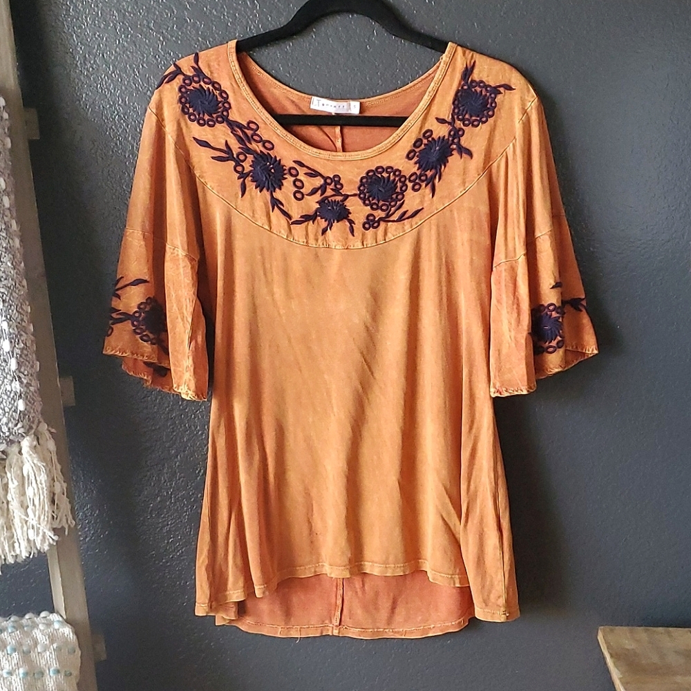 Rusty Orange 'n Navy Embroidered Top - Small